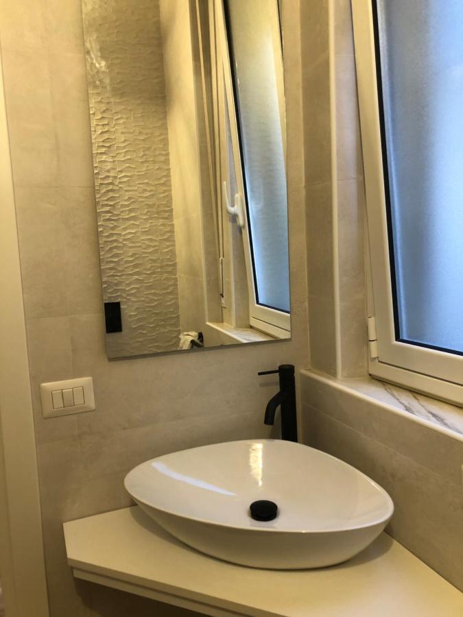 A Due Passi Dalla Scalinata Rooms Кальтаджироне Экстерьер фото